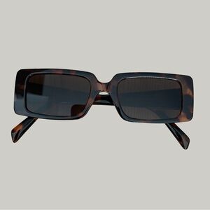 EUC Cheetah Sunglasses